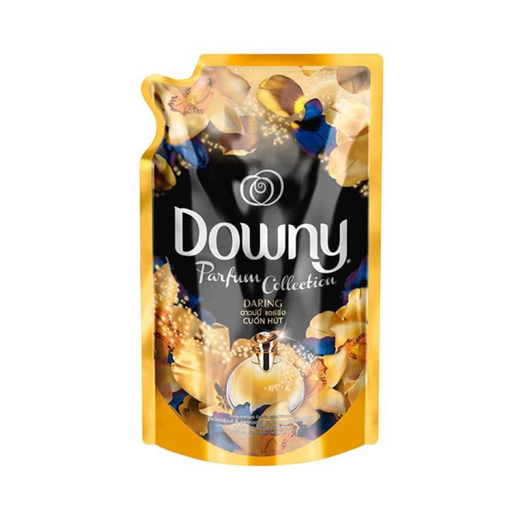 Downy Parfum Collection Daring Concentrate Fabric Conditioner Refill 1.35L